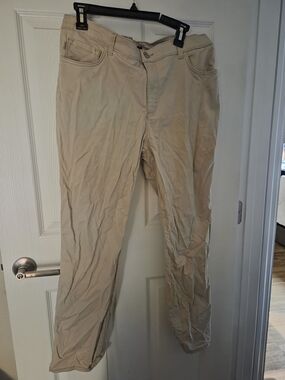Women's Lee Classic Fit Khaki Stretch Casual Pants - Beige Size 16 Medium